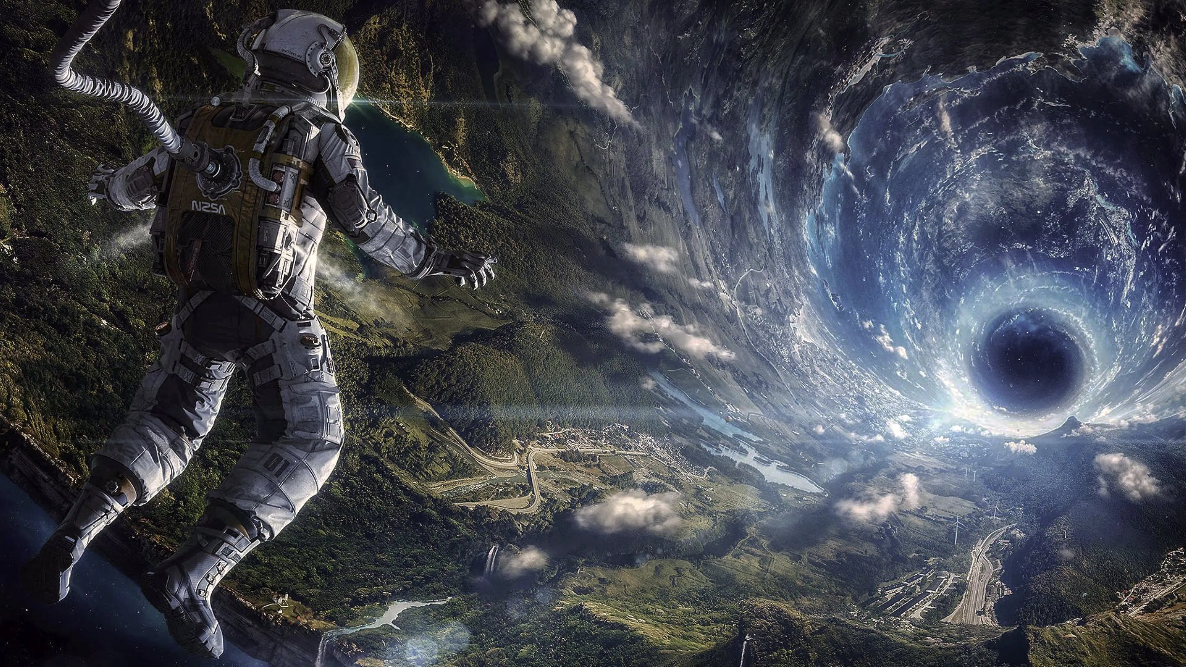 A spacecraft near a black hole in Interstellar (2014)